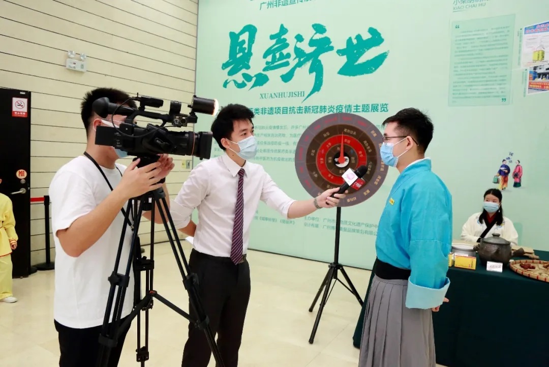 非遗日悬壶济世论抗疫，幼柴胡直播首秀放荣耀！