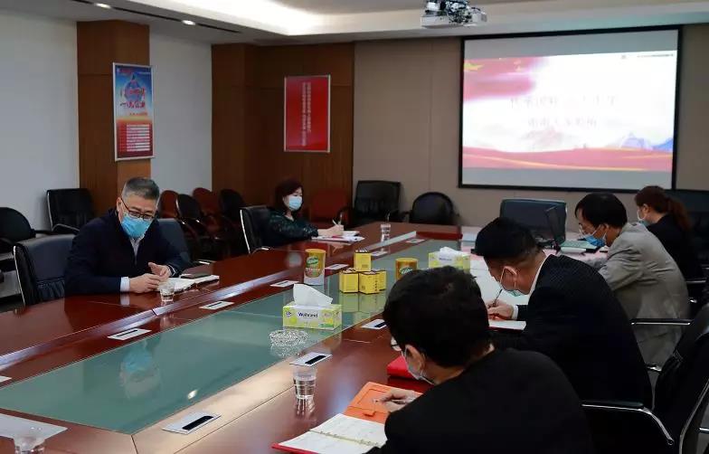 广药集团总经理杨军到白云山pp电子公司调研